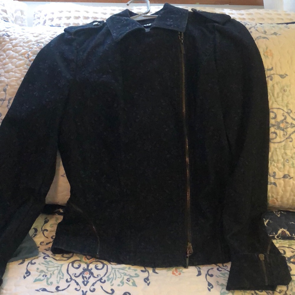 Jacket - Picture 4 of 4